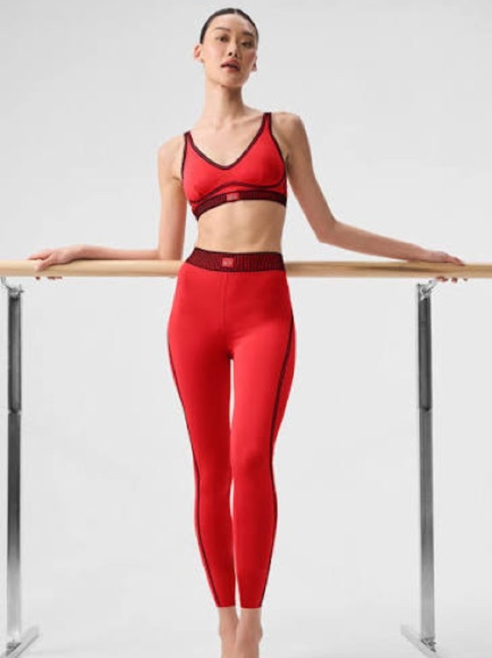 Alo Airlift Red Set